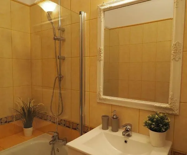 Kghn Tkacka Апартаменты *